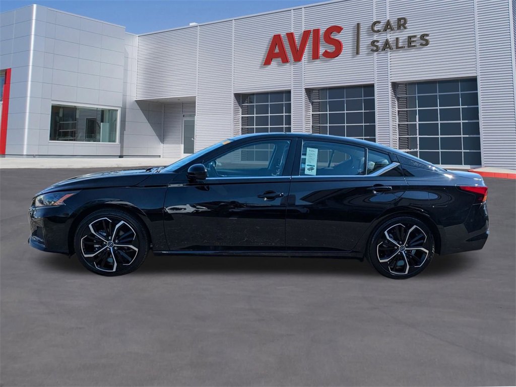 Used 2025 Nissan Altima 2.5 SR image 10