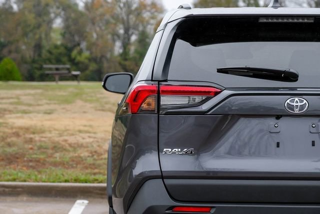 Used 2025 Toyota RAV4 XLE image 49