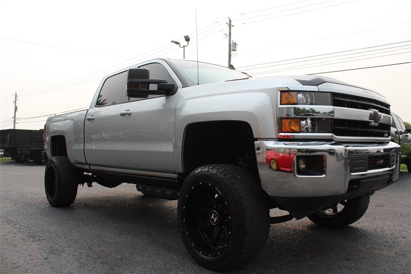 Used 2018 Chevrolet Silverado 2500 LT w/ LT Fleet Convenience Package AWD/4WD image 10