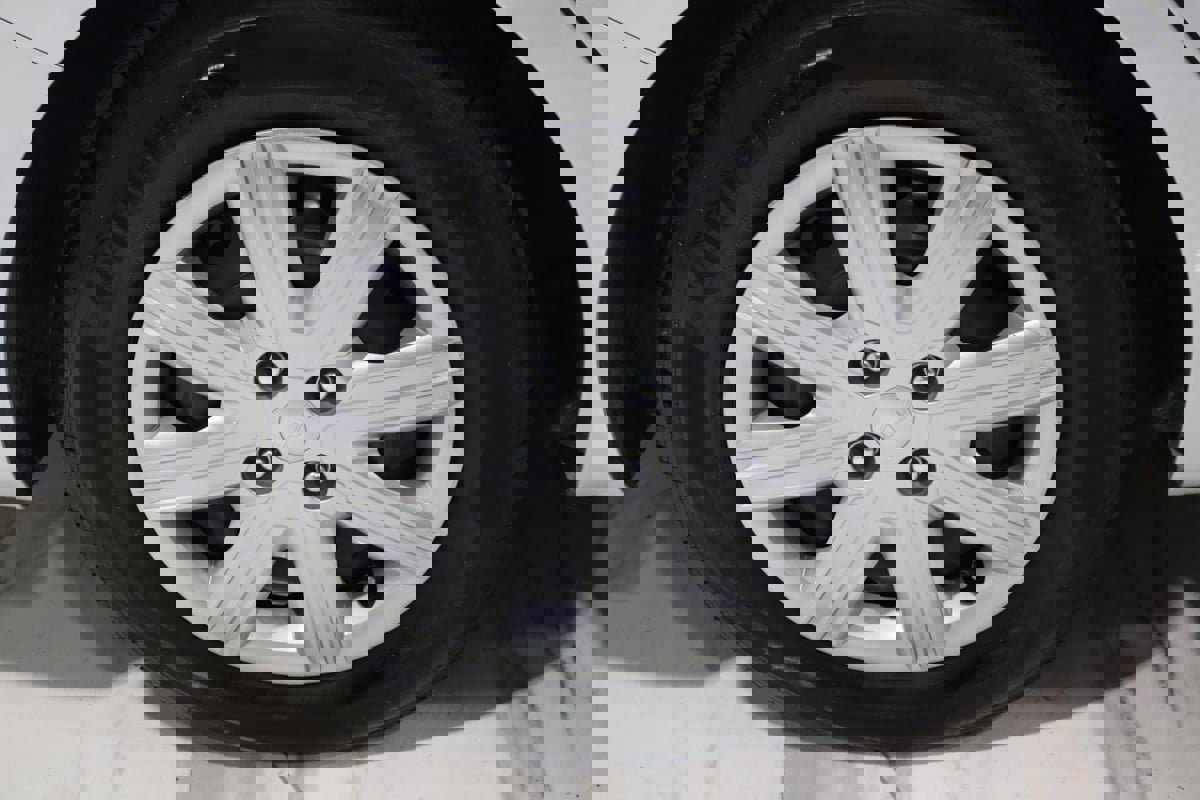 Used 2022 Kia Rio S image 35