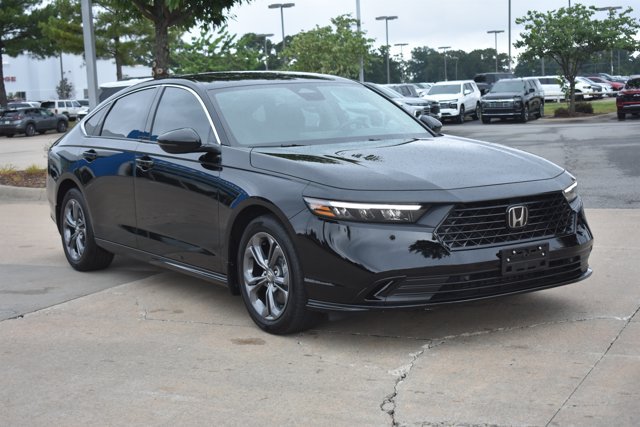 Used 2025 Honda Accord EX-L image 3