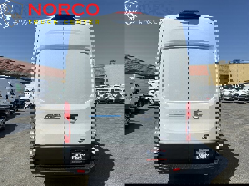 Used 2023 Ford E-Transit 148 High Roof Extended w/ Load Area Protection Package image 9