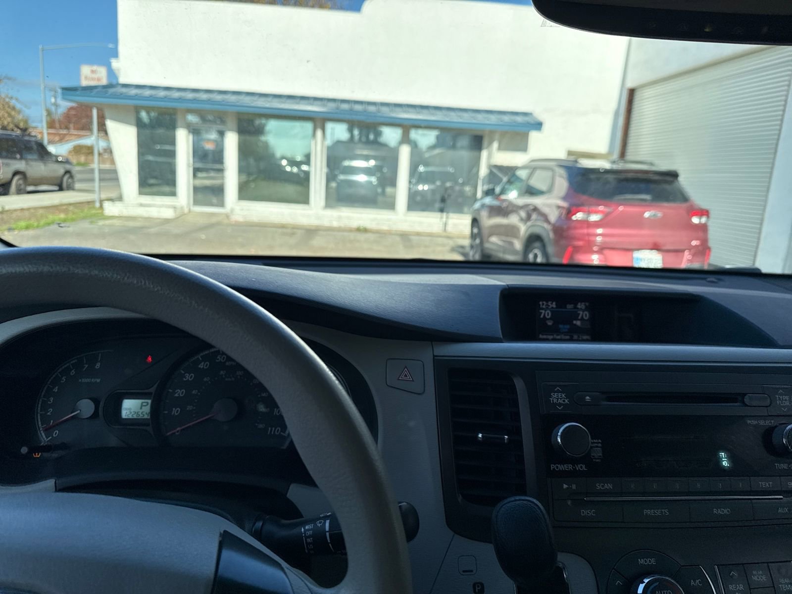 Used 2014 Toyota Sienna LE image 13