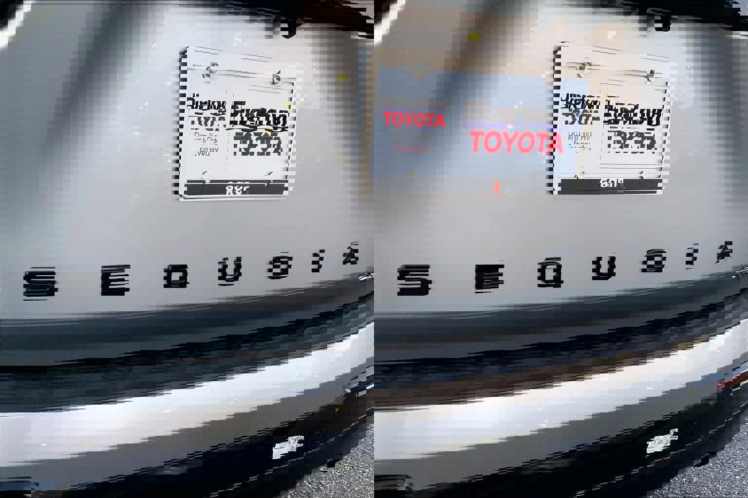 Used 2025 Toyota Sequoia Platinum image 30