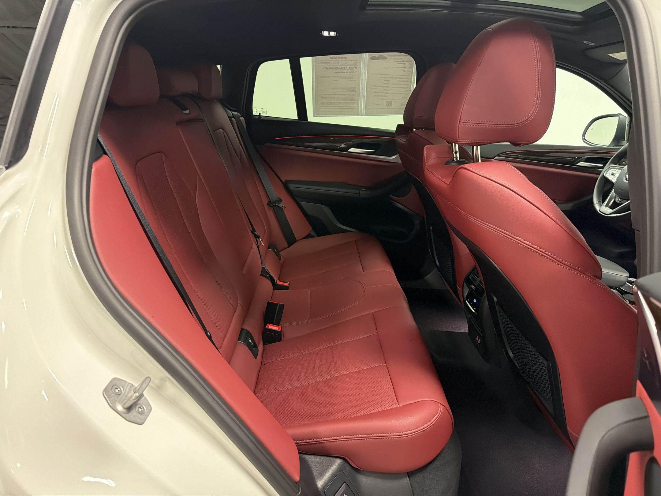 Certified 2025 BMW X4 xDrive30i AWD/4WD image 31