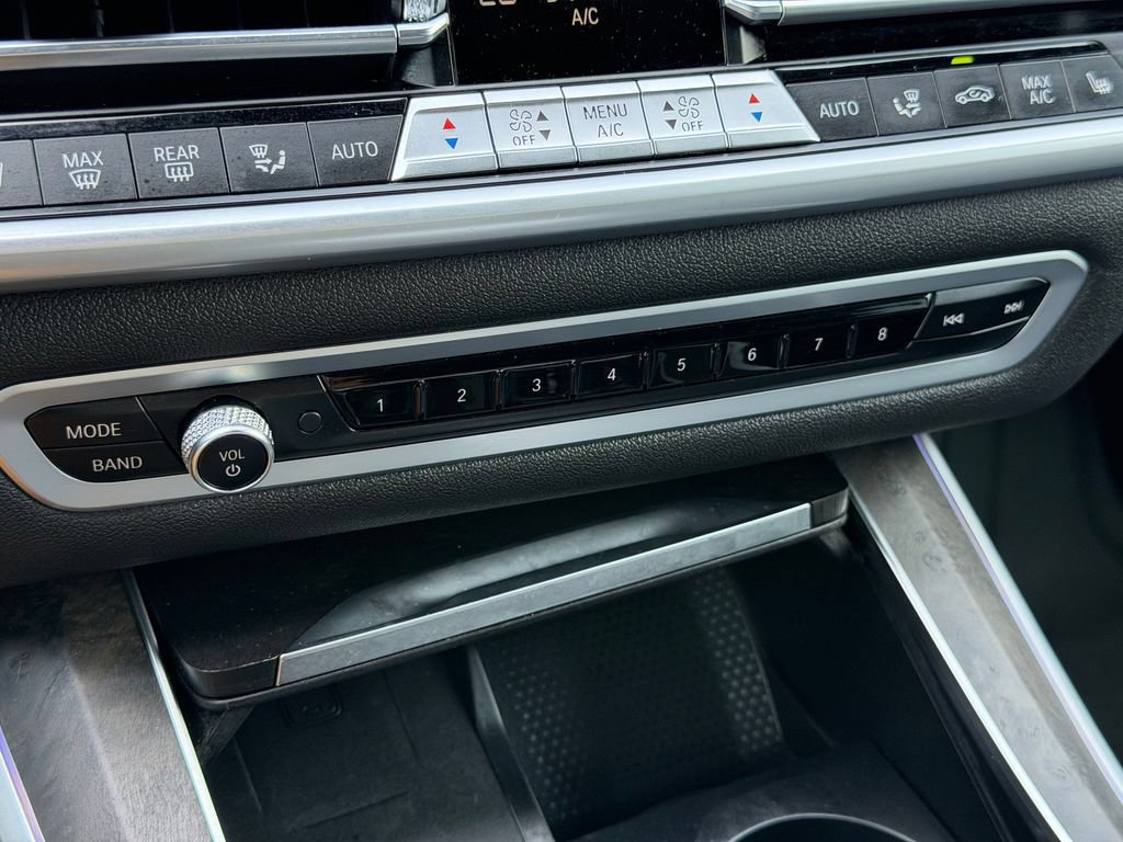 Used 2022 BMW X5 xDrive40i AWD/4WD image 33
