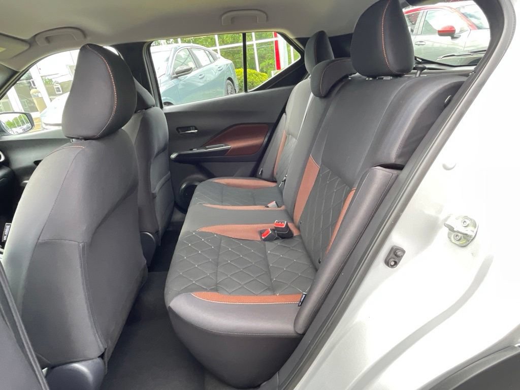 Used 2020 Nissan Kicks SR FWD image 19
