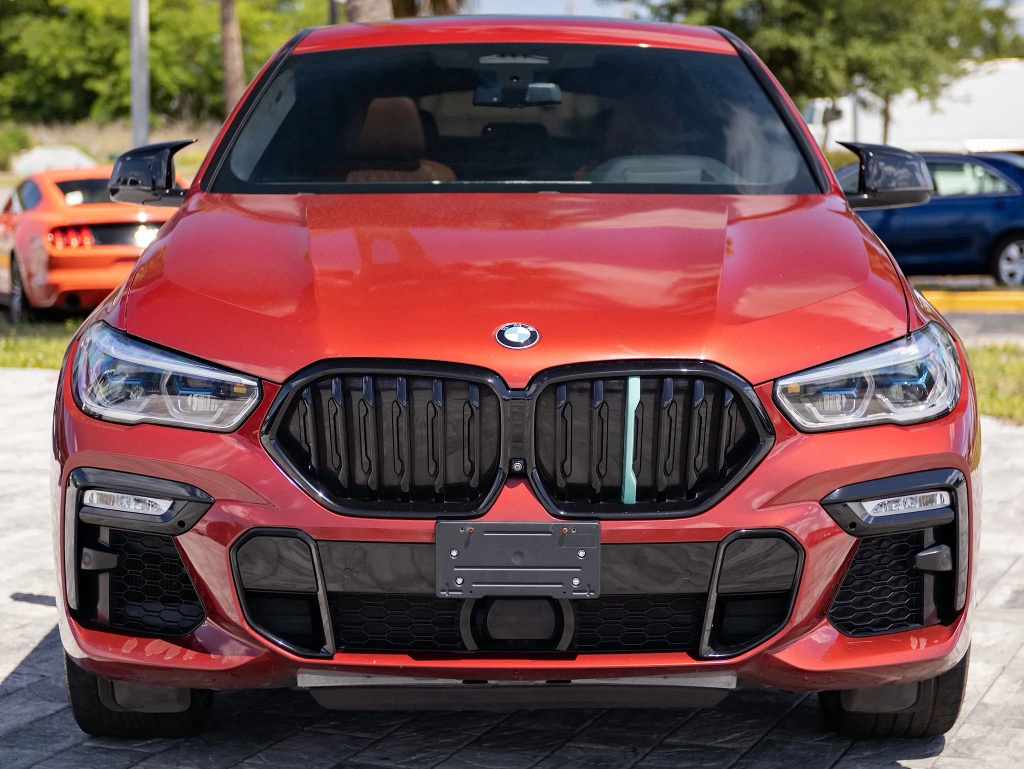 Used 2021 BMW X6 M50i w/ Executive Package AWD/4WD image 5