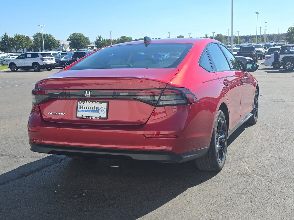 Certified 2025 Honda Accord SE image 7