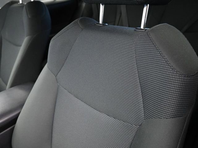 Used 2024 Toyota RAV4 LE AWD/4WD image 18