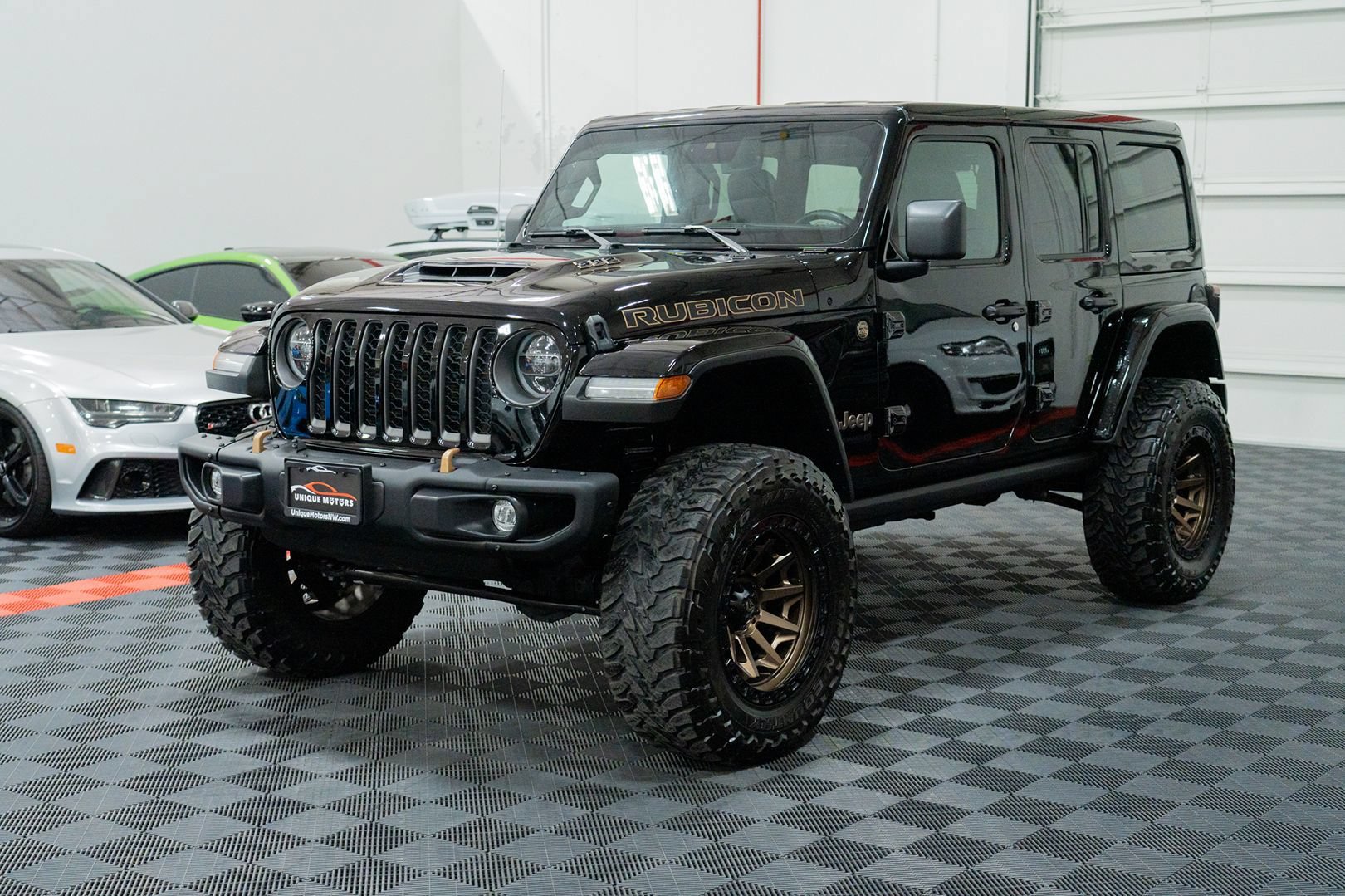 Used 2022 Jeep Wrangler Unlimited Rubicon w/ Trailer Tow Package AWD/4WD image 3