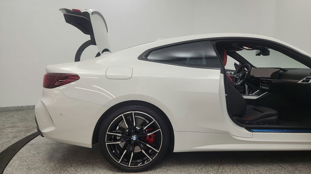 Used 2026 BMW 440i xDrive Coupe w/ Premium Package image 25