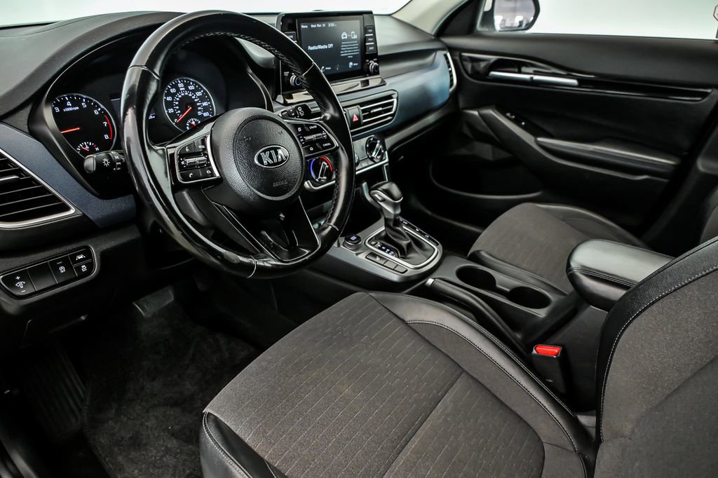 Used 2021 Kia Seltos S image 10
