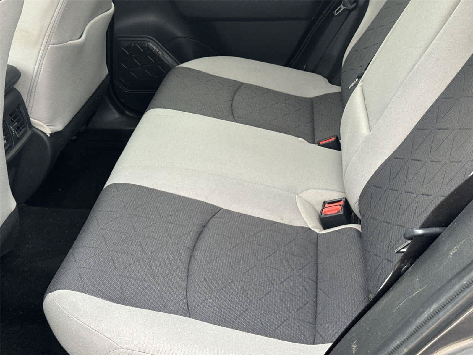 Used 2024 Toyota RAV4 XLE w/ Convenience Package AWD/4WD image 14