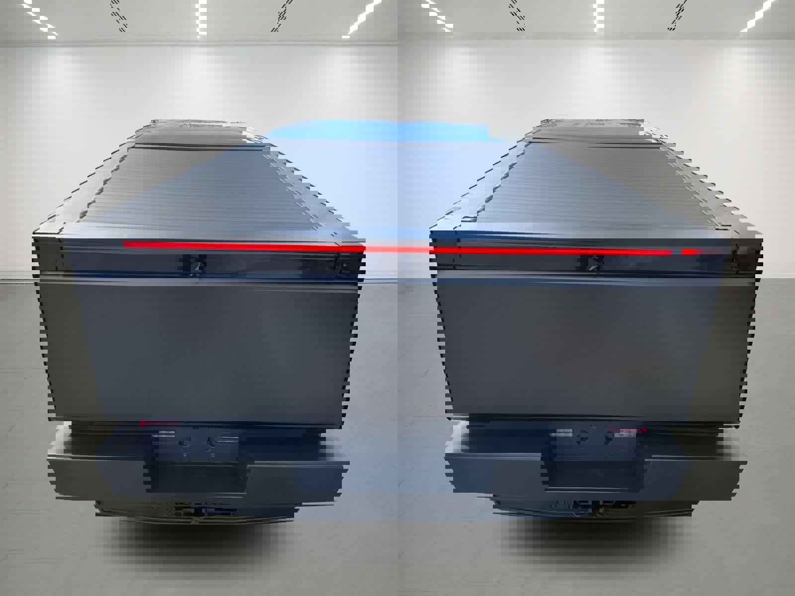 Used 2024 Tesla Cybertruck AWD Crew Cab image 5