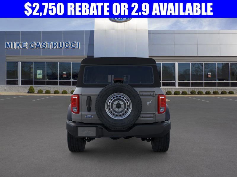 New 2025 Ford Bronco 4-Door image 5