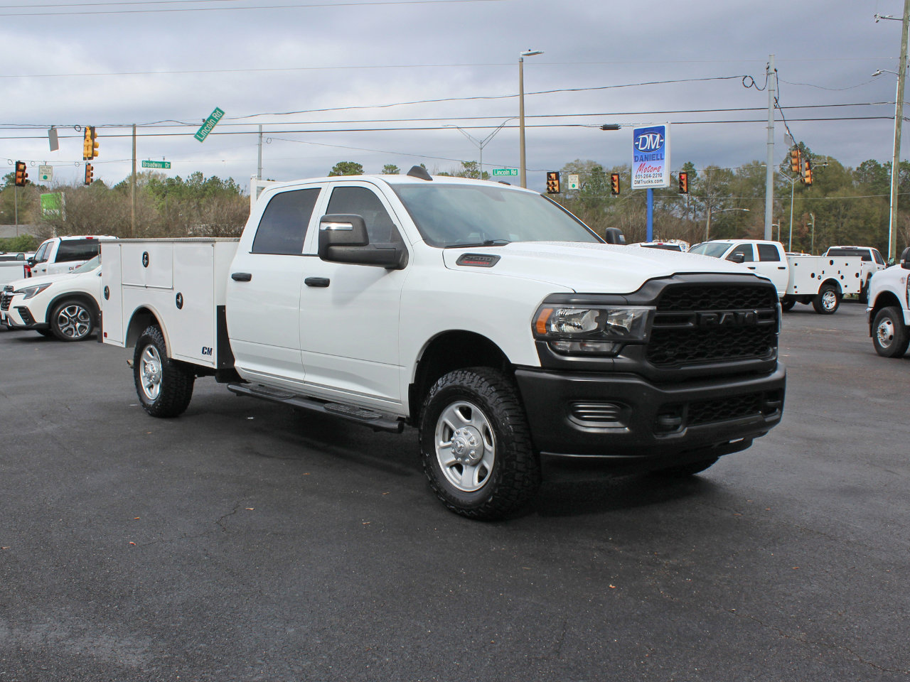 Used 2024 RAM 2500 Tradesman w/ Protection Group image 8
