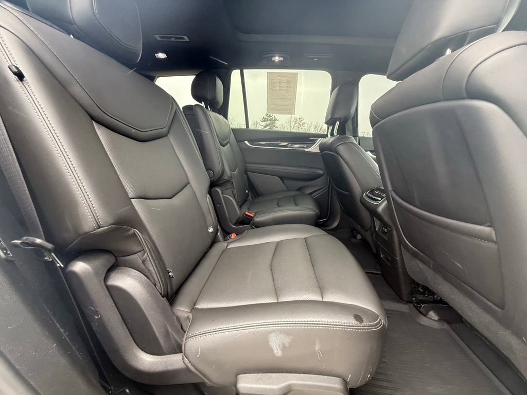 Certified 2024 Cadillac XT6 Premium Luxury w/ LPO, Floor Liner Package image 34
