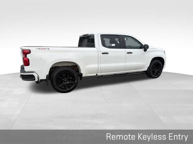Used 2023 Chevrolet Silverado 1500 Custom AWD/4WD image 17