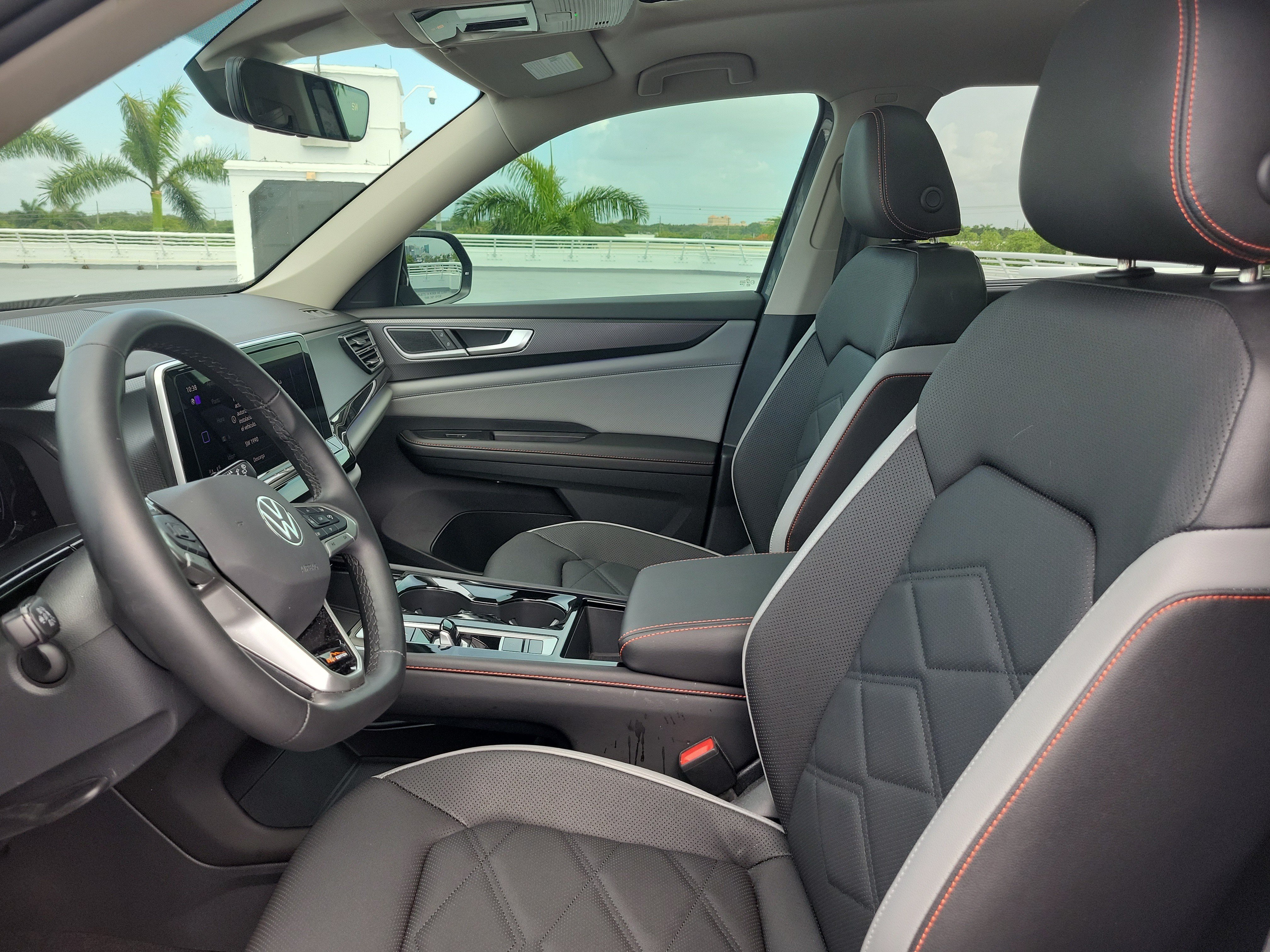 Used 2026 Volkswagen Atlas Peak Edition AWD/4WD image 25