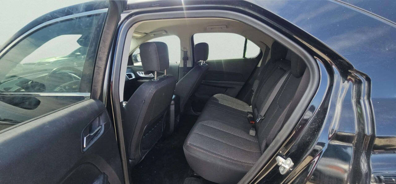 Used 2017 Chevrolet Equinox LT w/ Convenience Package FWD image 7