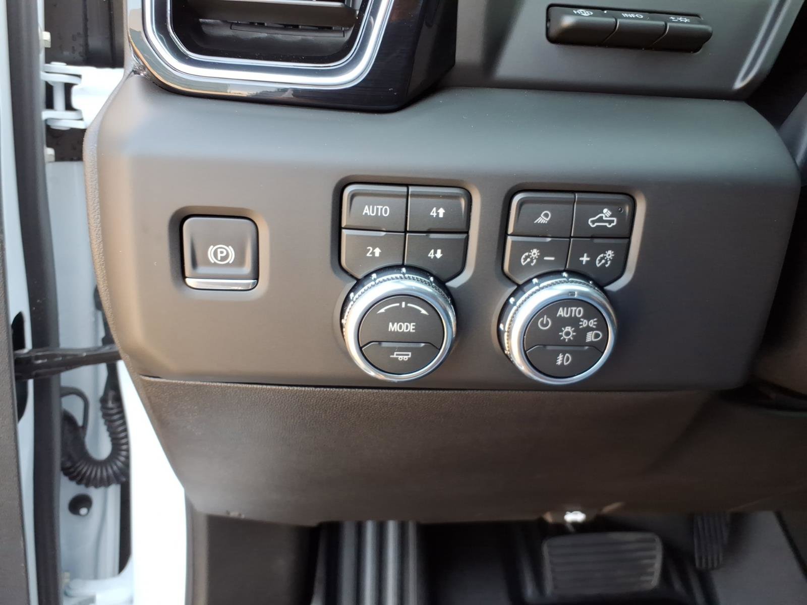 Used 2026 GMC Sierra 1500 Denali Ultimate image 18