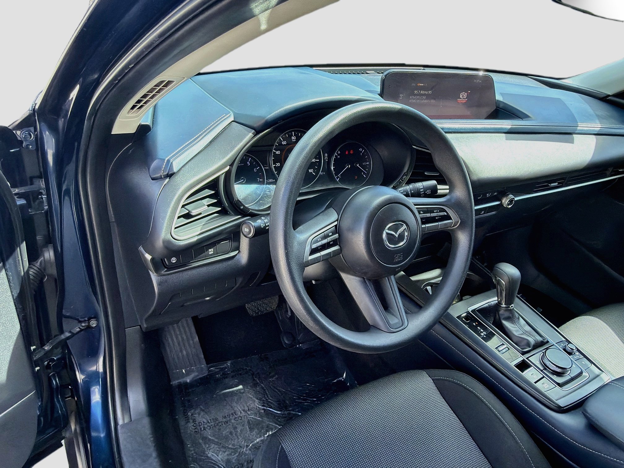 Used 2020 MAZDA CX-30 FWD image 21