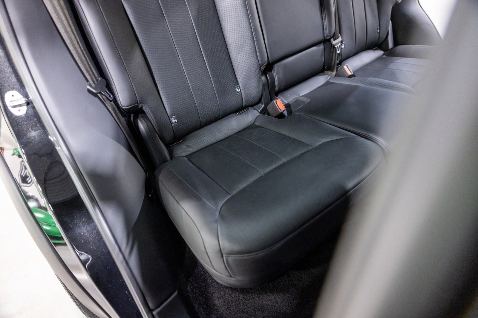 Used 2023 Land Rover Range Rover SE image 32