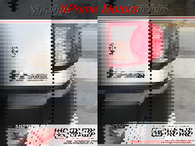 Used 2007 Toyota FJ Cruiser 4WD image 11