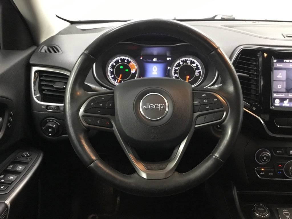 Used 2019 Jeep Cherokee Limited AWD/4WD image 30
