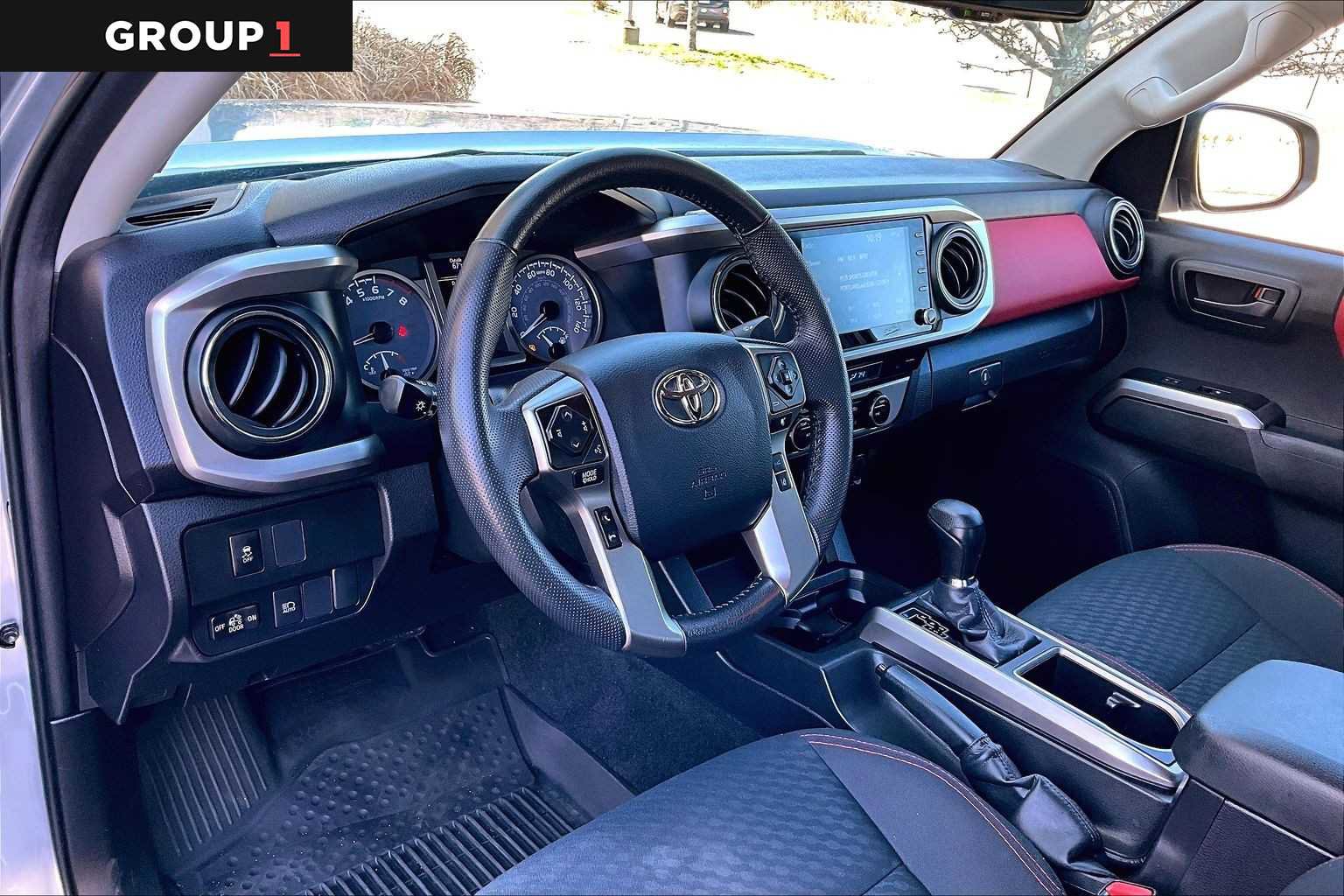 Certified 2023 Toyota Tacoma SR5 AWD/4WD image 18