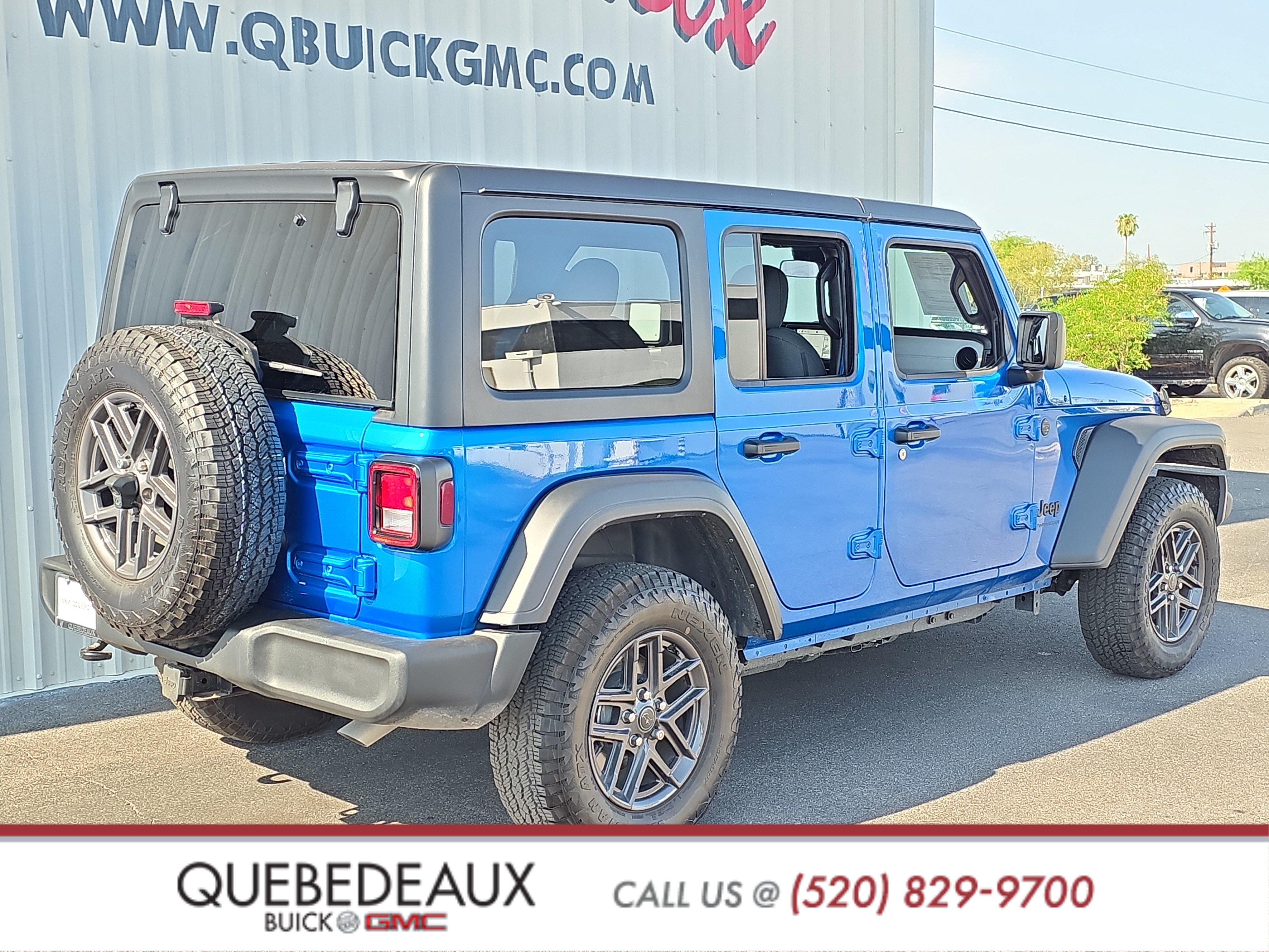 Used 2025 Jeep Wrangler Unlimited Sport AWD/4WD image 8