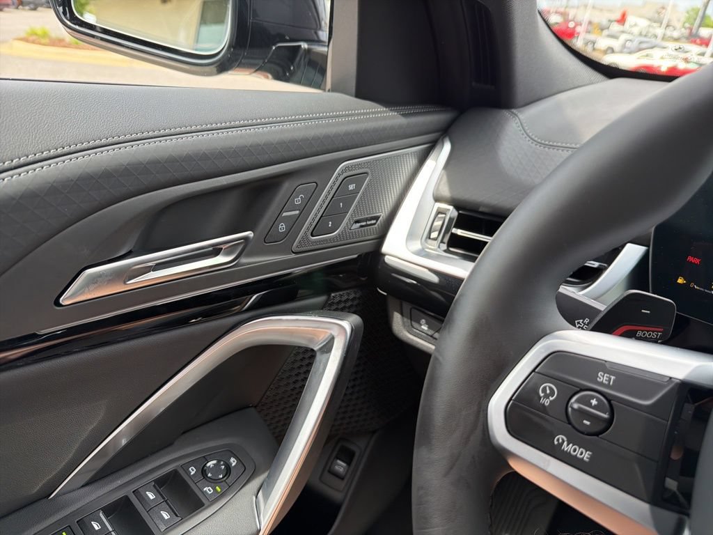 New 2026 BMW X2 xDrive28i w/ Technology Package AWD/4WD image 20