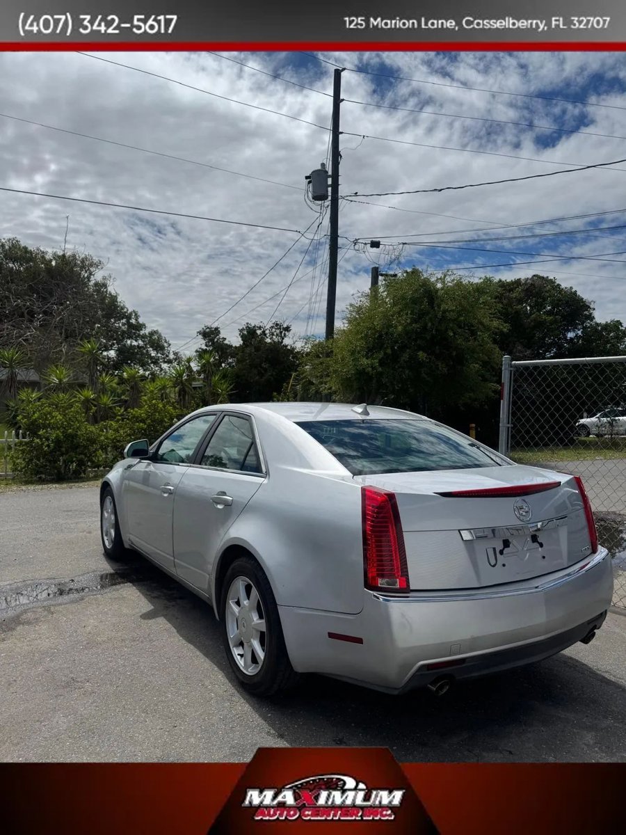Used 2009 Cadillac CTS 3.6 w/ Wood Trim Package RWD image 4