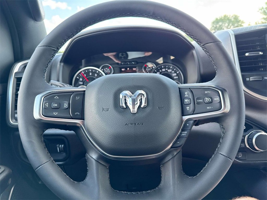 New 2026 RAM 1500 4x4 Crew Cab image 18