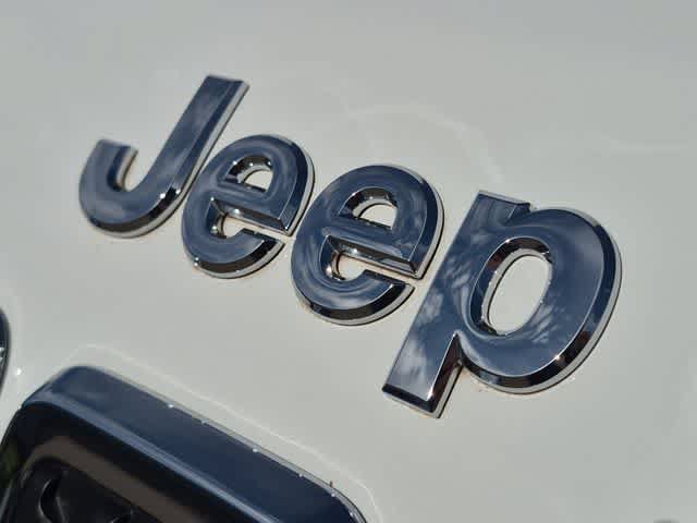 Used 2022 Jeep Cherokee Latitude Lux AWD/4WD image 12