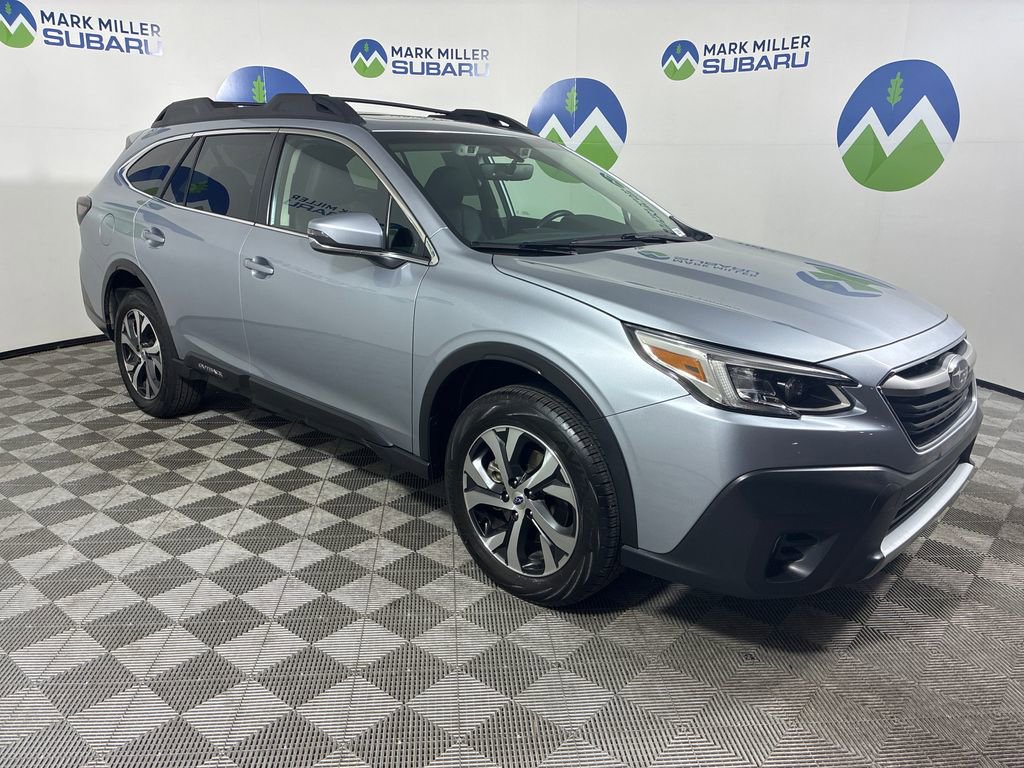 Used 2022 Subaru Outback Limited XT image 1