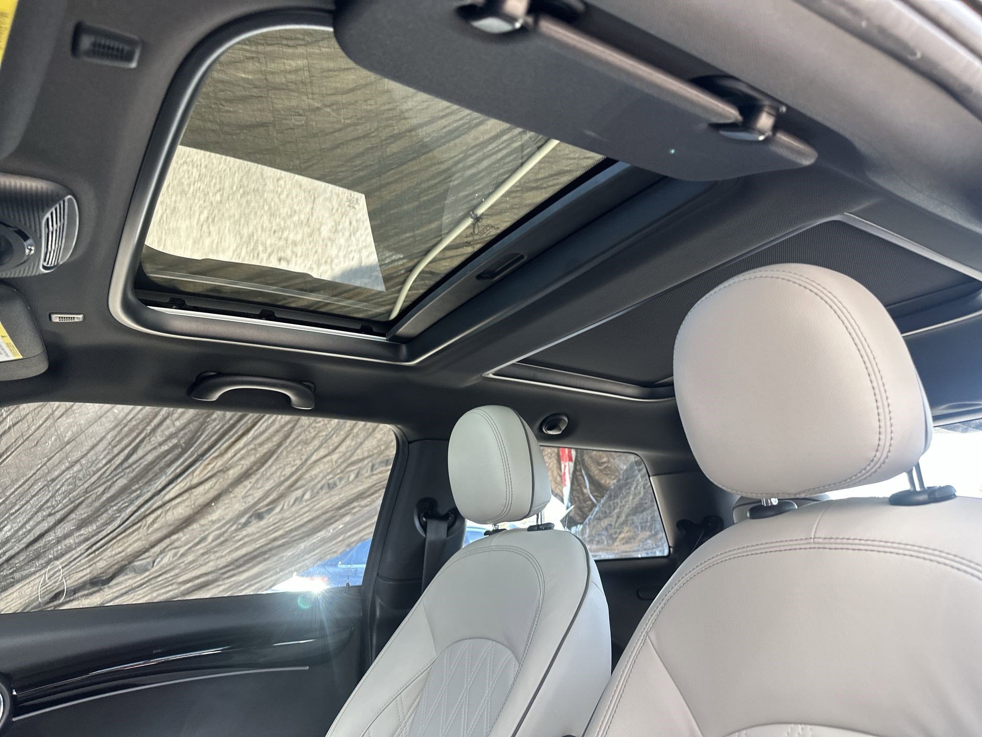 Used 2023 MINI Cooper SE image 16