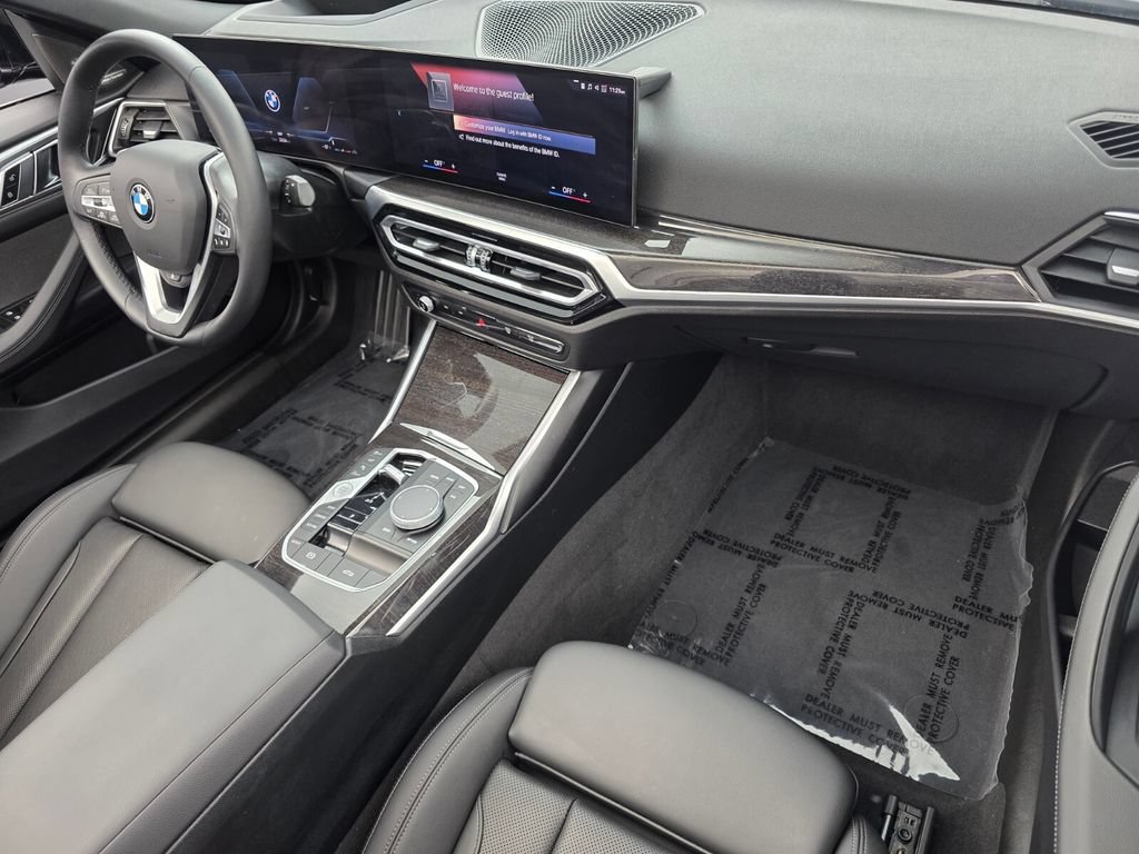 Used 2024 BMW 430i Convertible w/ Premium Package RWD image 29