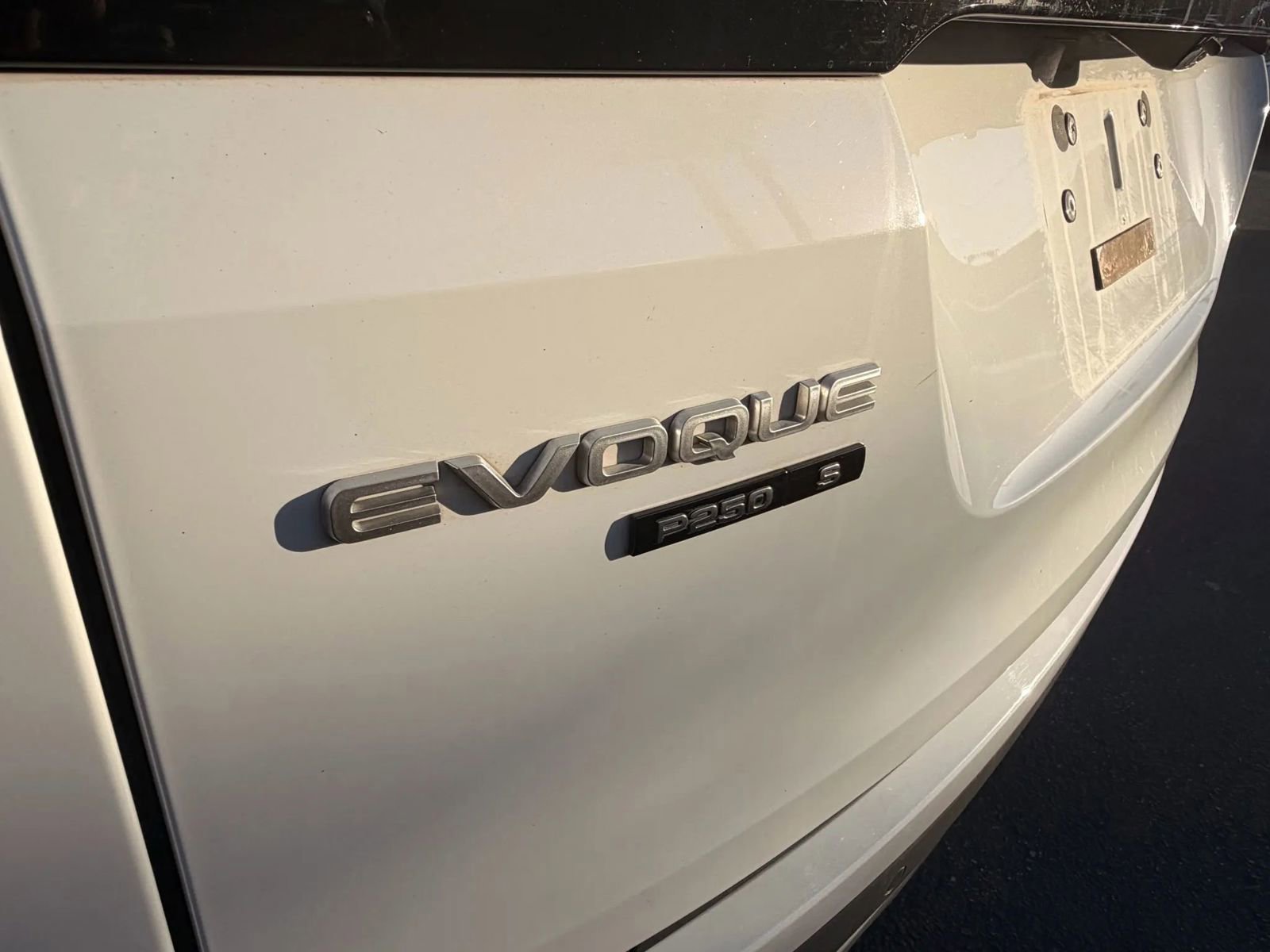 Used 2020 Land Rover Range Rover Evoque S image 8