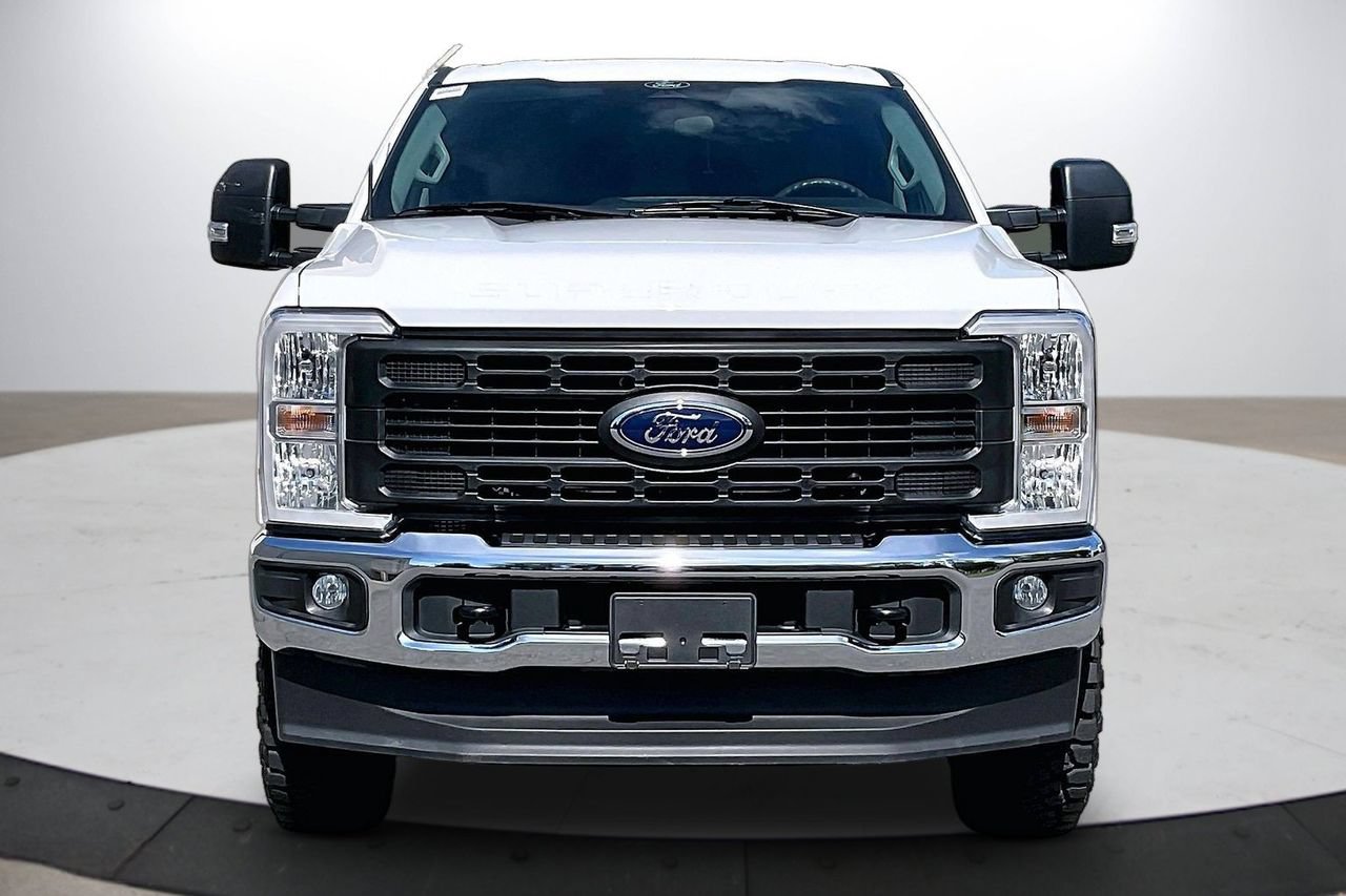Used 2024 Ford F250 XL w/ XL Chrome Package AWD/4WD image 3