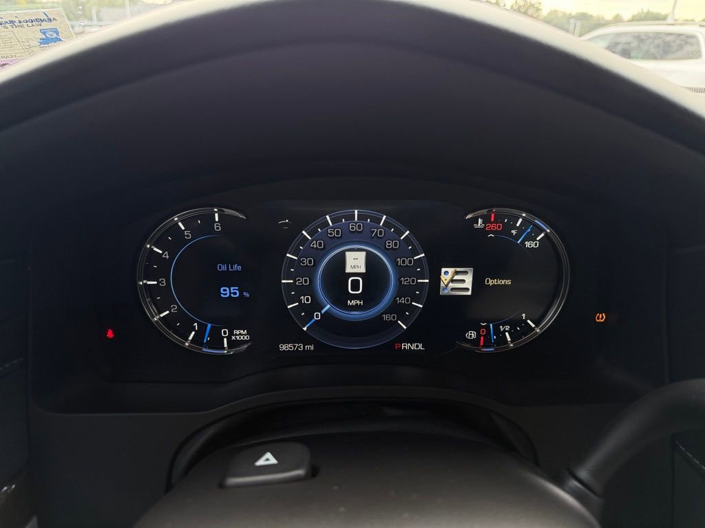 Used 2019 Cadillac Escalade Premium Luxury image 23