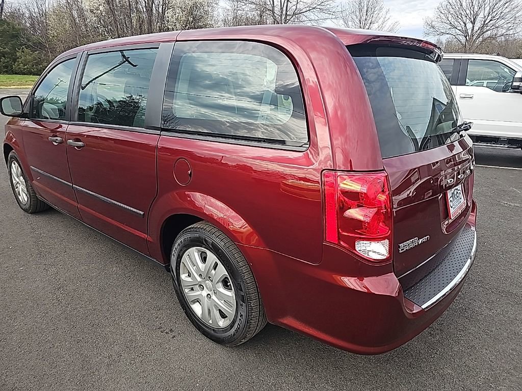 Used 2016 Dodge Grand Caravan American Value Package w/ UConnect Hands-Free Group FWD image 5