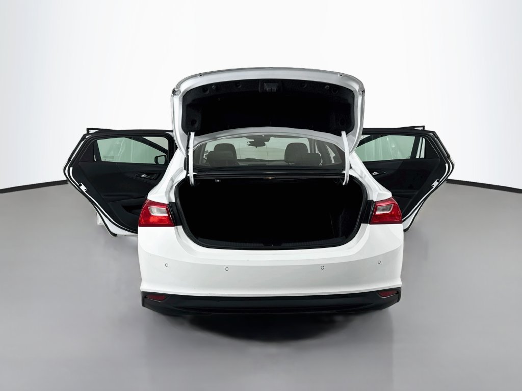 Used 2024 Chevrolet Malibu LT FWD image 24