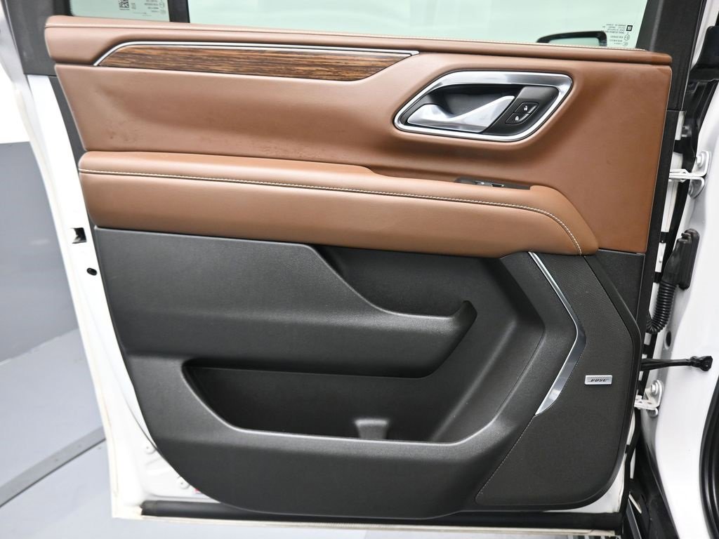 Used 2023 Chevrolet Suburban High Country w/ Premium Package 2 image 38