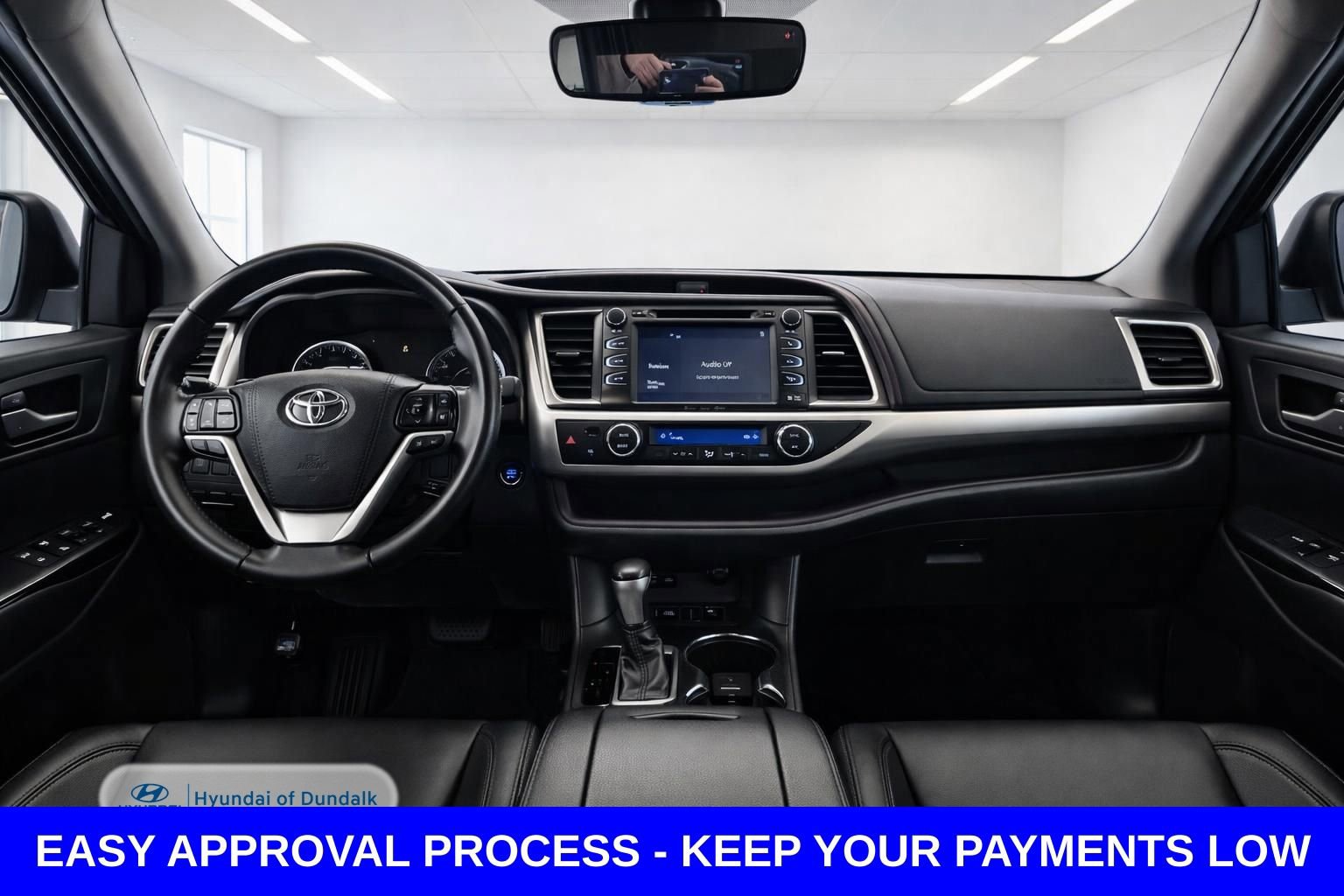 Used 2019 Toyota Highlander XLE image 14