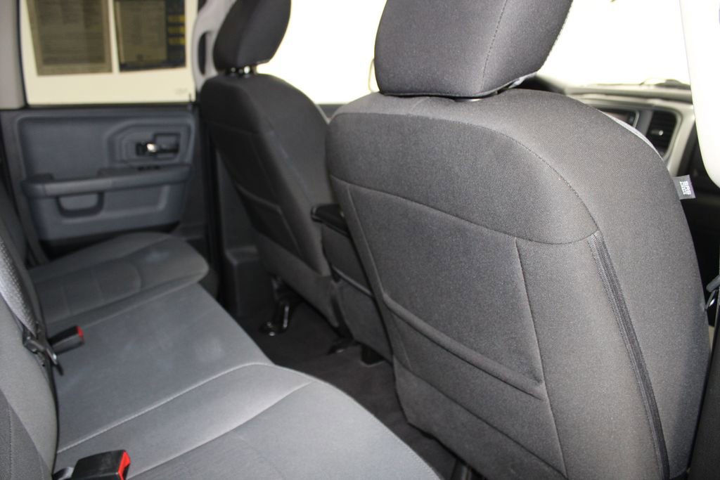 Used 2024 RAM 1500 Classic SLT image 32