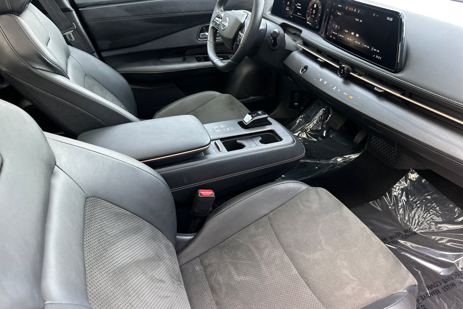 Used 2024 Nissan Ariya FWD image 20
