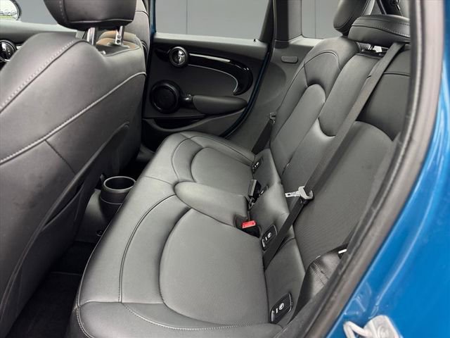 Used 2023 MINI Cooper S image 9