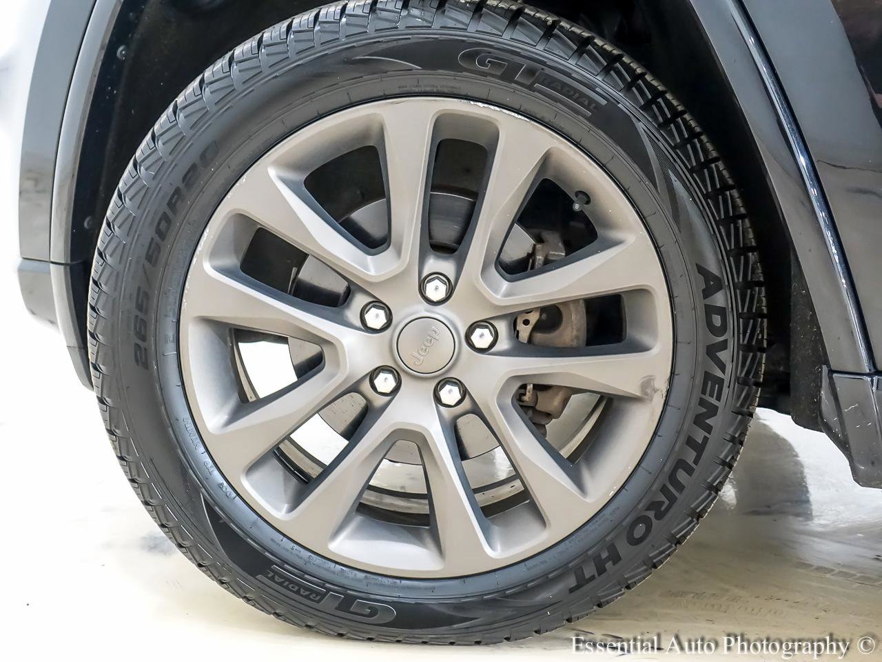 Used 2016 Jeep Grand Cherokee Limited 75th Anniversary AWD/4WD image 12